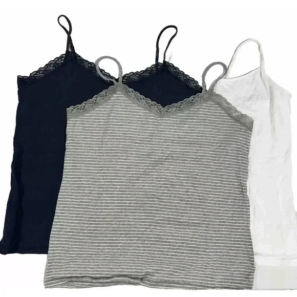 3 Women’s Camisole Tank Tops Size XXL 2XL - Picture 1 of 7